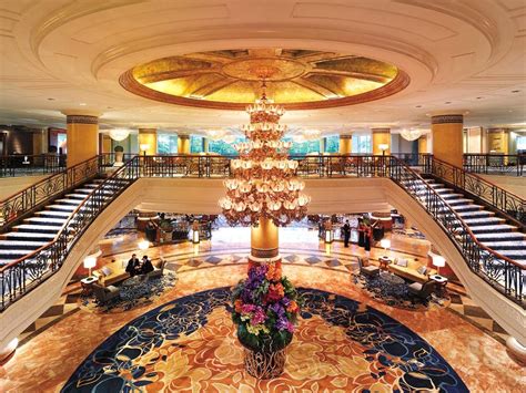 5 star hotel in philippines.